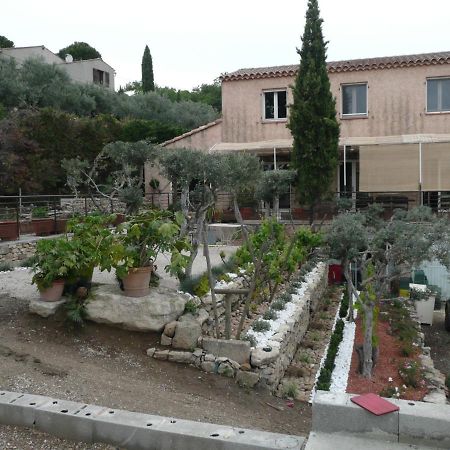 Chez Elles 2 Bed & Breakfast Caumont-sur-Durance Ngoại thất bức ảnh